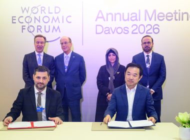 MBZUAI signs agreement with World Economic Forum as Centre for the Fourth Industrial Revolution (C4IR)