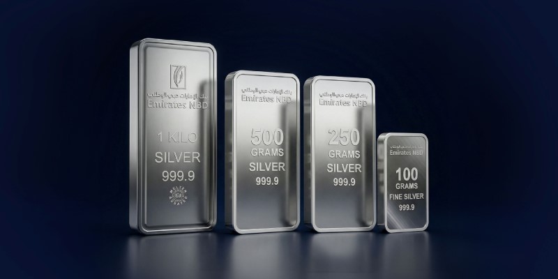 Emirates NBD expands precious metals offering with branded silver bars